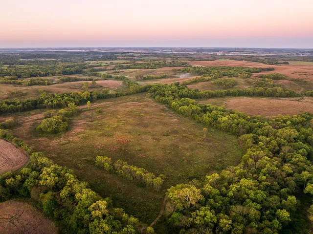 $1,396,500 | 0 460 Road, Parnell, MO 64475