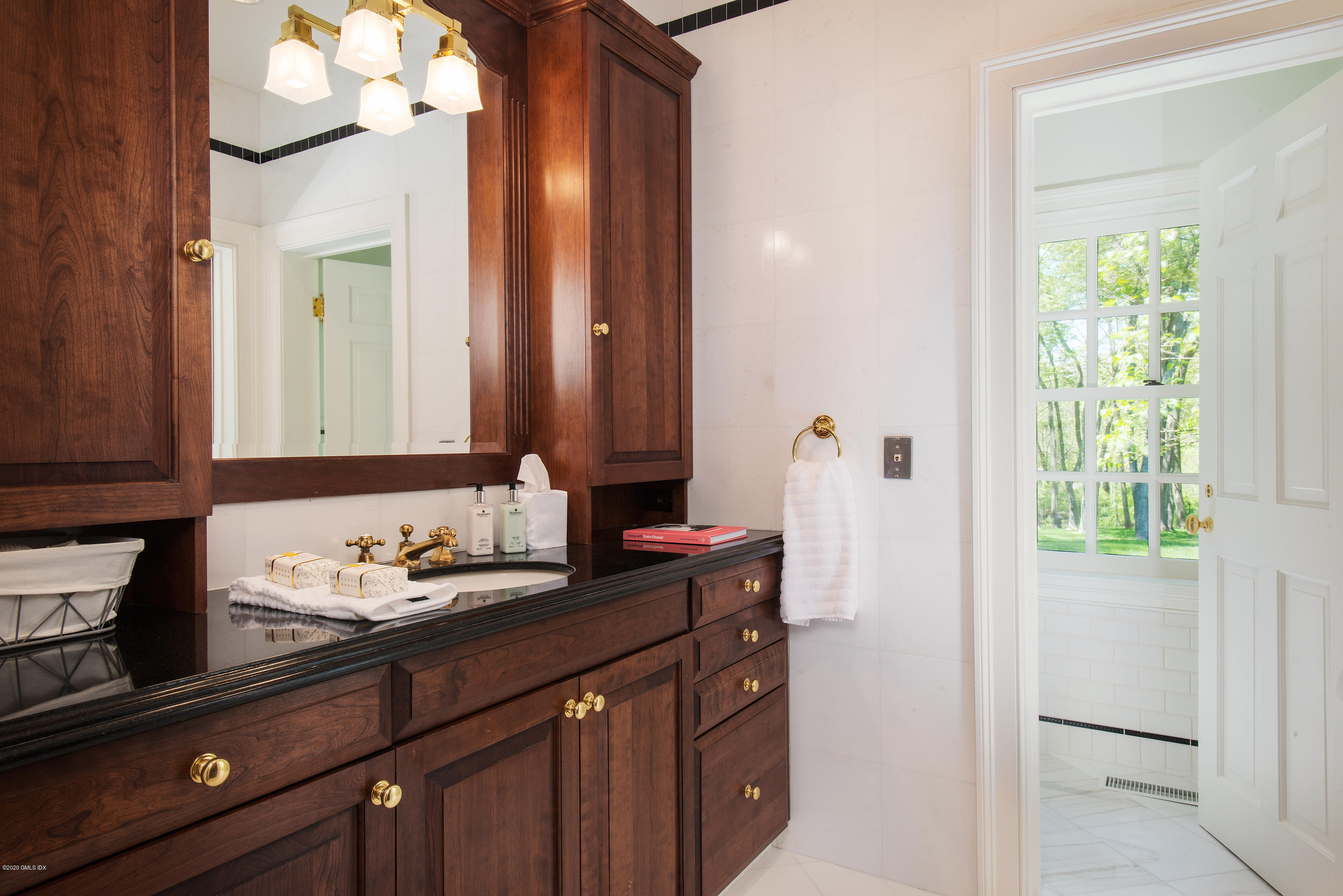 50 Guards Road Greenwich, CT 06831 - Photo 17 of 27 051320-P16