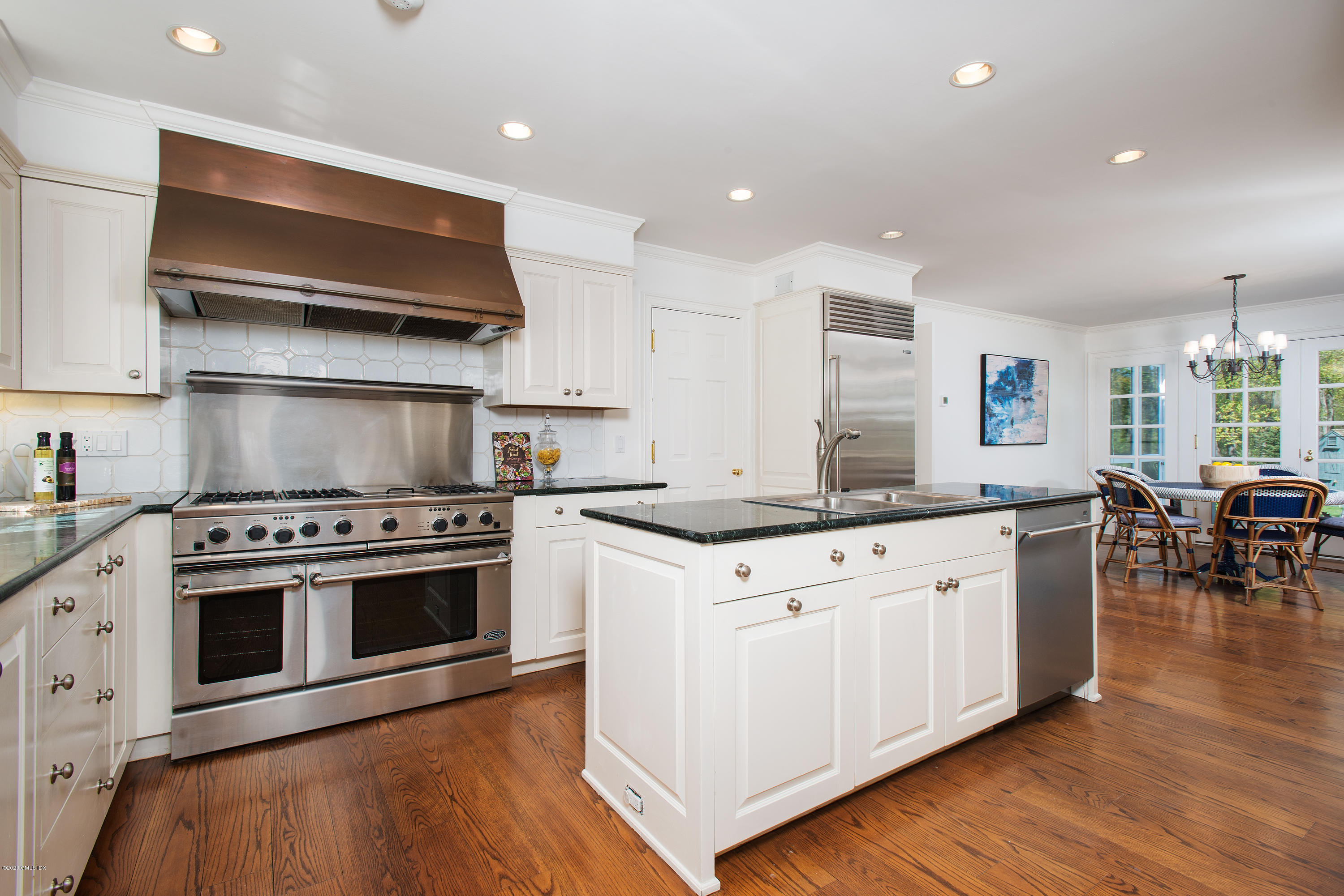 50 Guards Road Greenwich, CT 06831 - Photo 2 of 27 051320-P3
