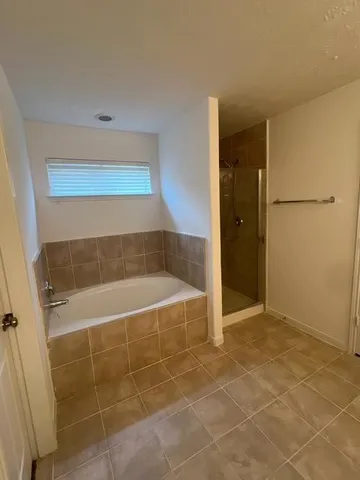 $2,350 | 3218 Quail Run Drive, Humble, TX 77396