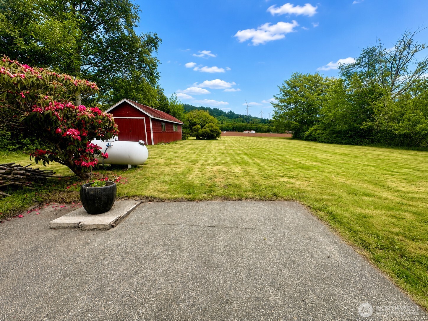 2154 Cranberry Road Grayland, WA 98547 - Photo 36 of 38 a house with a yard