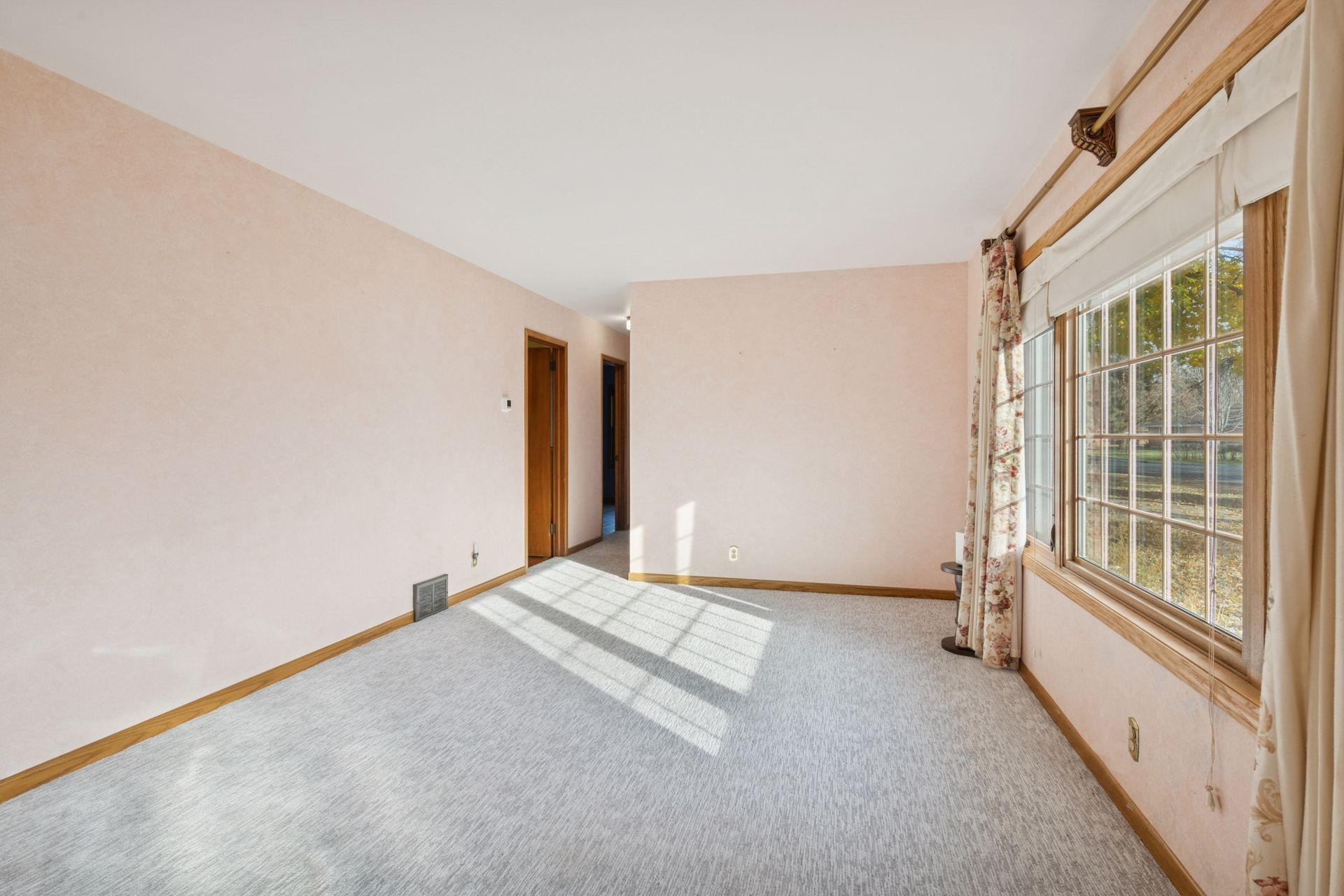 1312 East 93rd 1/2 Street Bloomington, MN 55425 - Photo 8 of 36