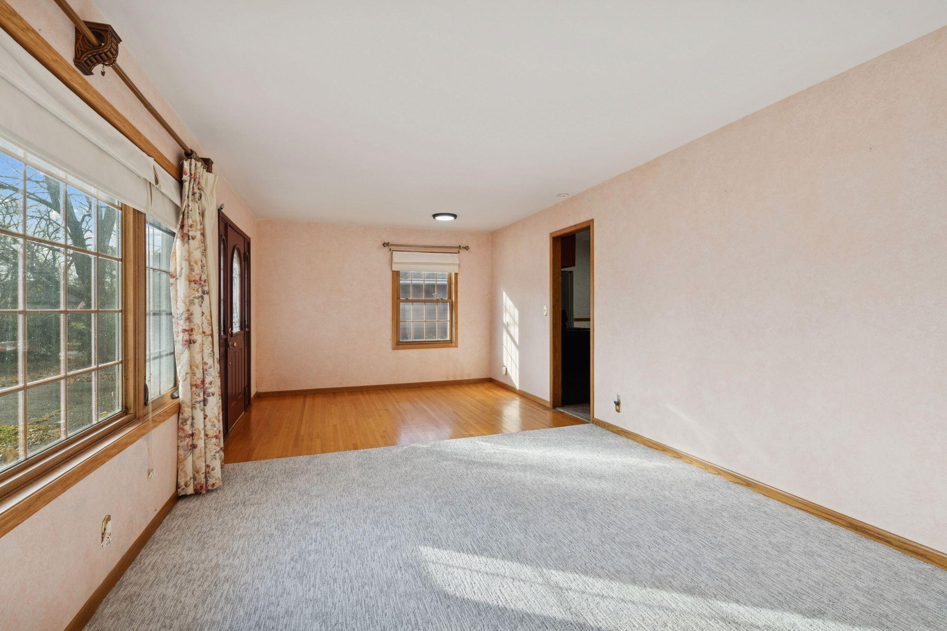 1312 East 93rd 1/2 Street Bloomington, MN 55425 - Photo 10 of 36