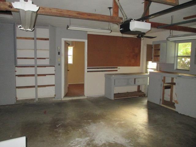 421 Southwest Ruffner Court Port St. Lucie, FL 34953 - Photo 9 of 16 M09 garage