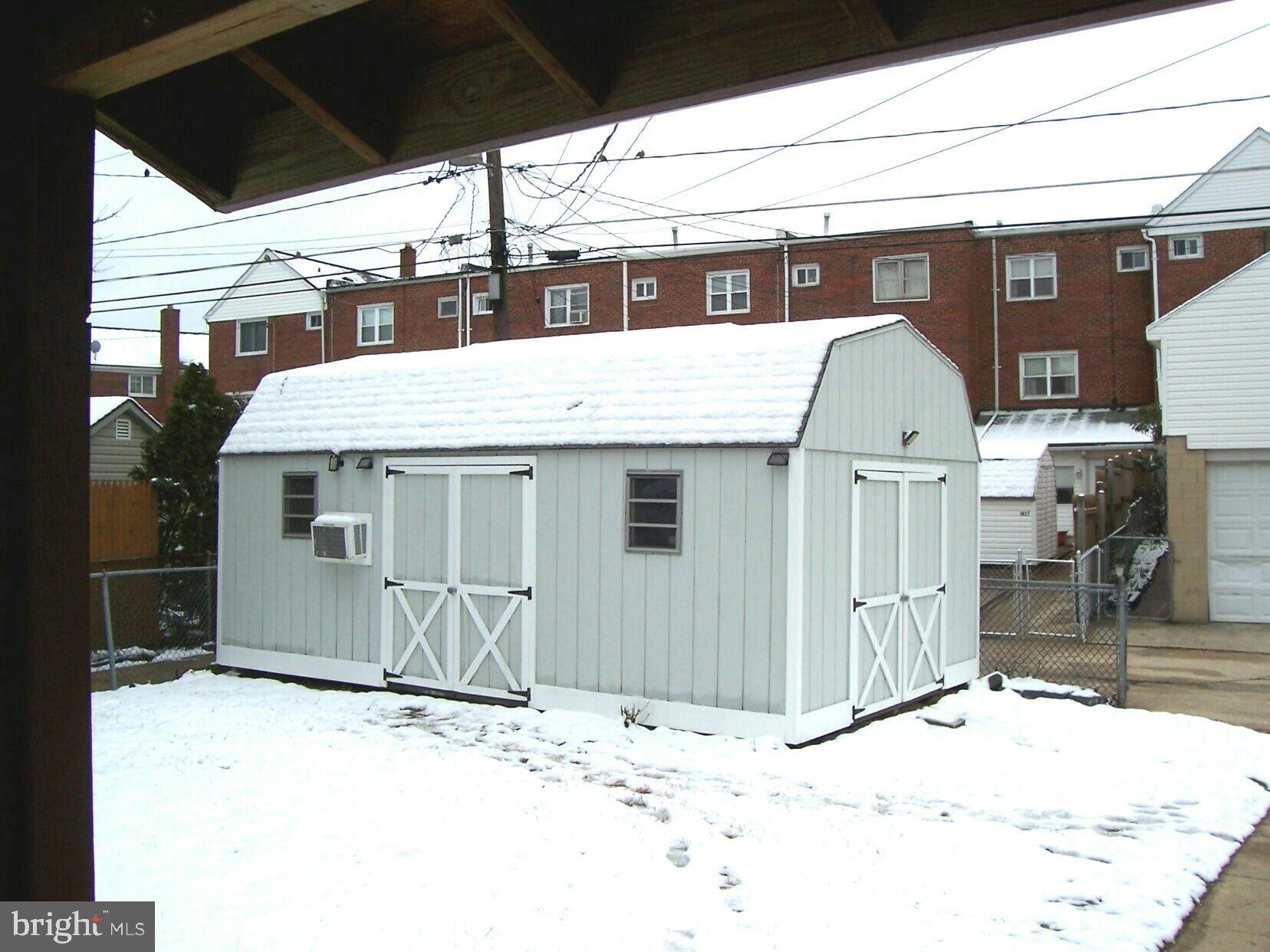 2225 Searles Road Baltimore, MD 21222 - Photo 3 of 14 Shed