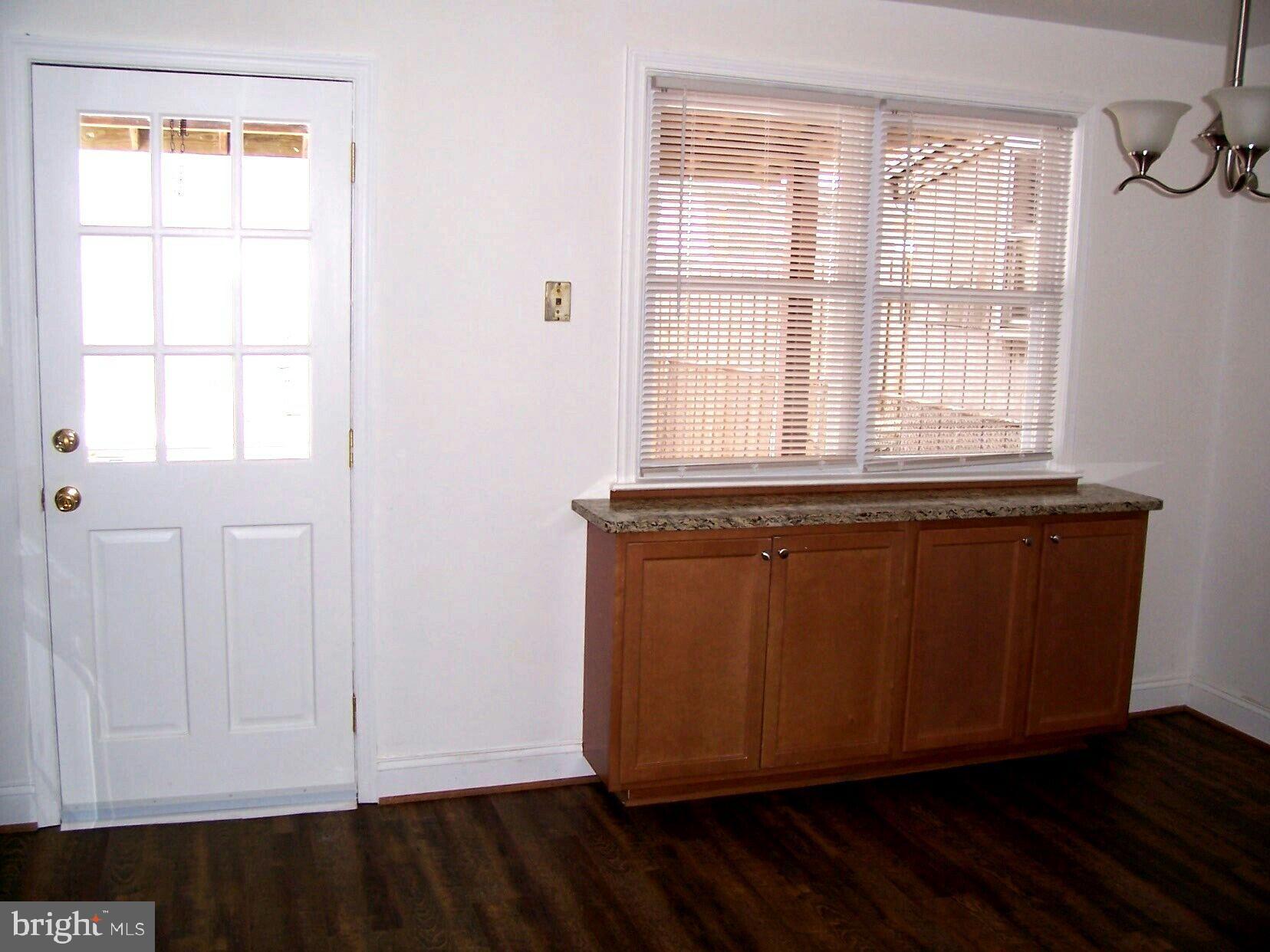 2225 Searles Road Baltimore, MD 21222 - Photo 6 of 14