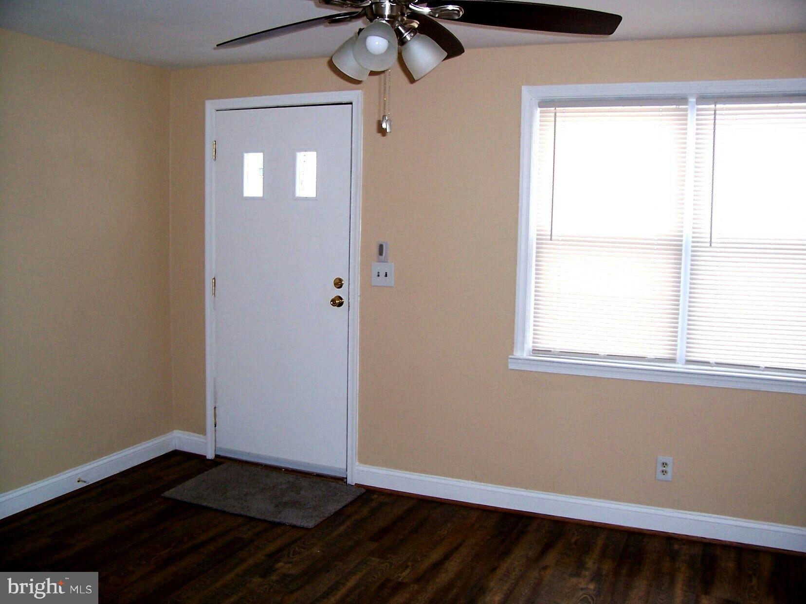 2225 Searles Road Baltimore, MD 21222 - Photo 7 of 14