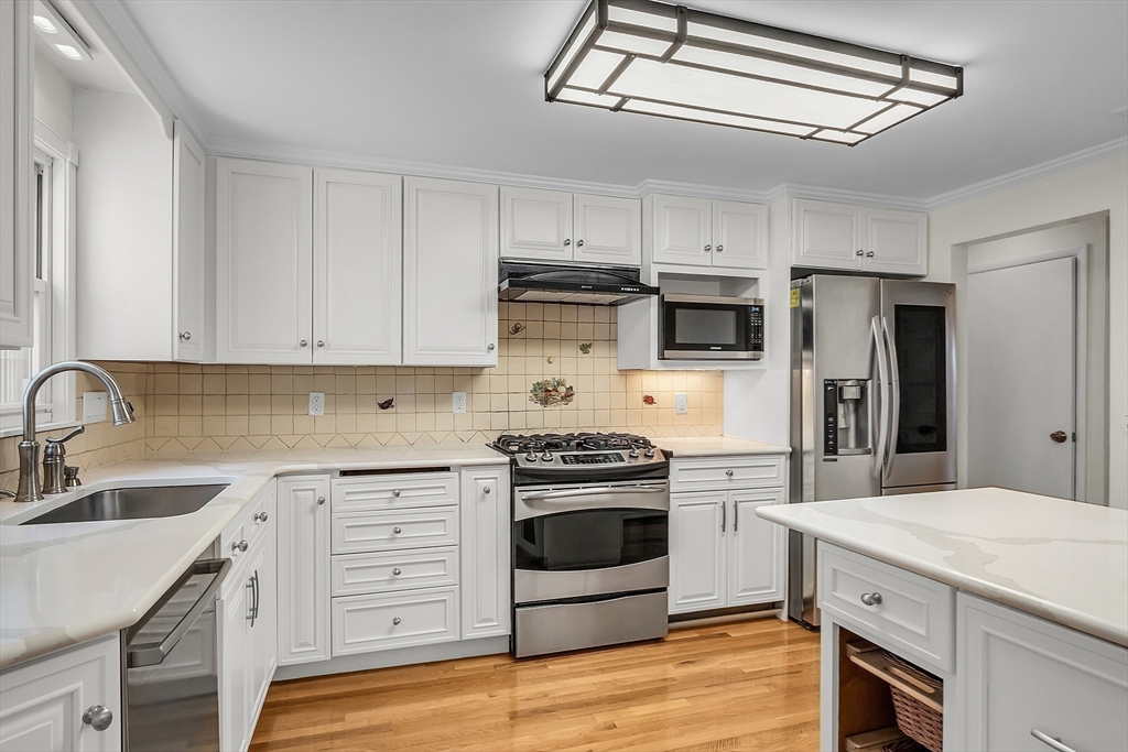 4 Albamont Road Winchester, MA 01890 - Photo 14 of 37