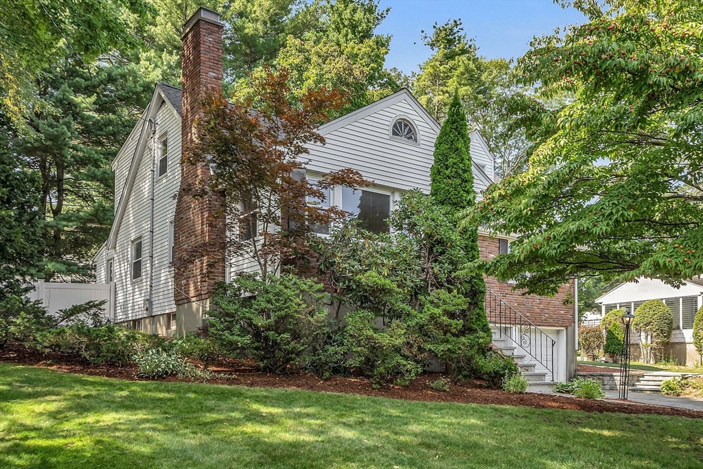 4 Albamont Road Winchester, MA 01890 - Photo 2 of 37