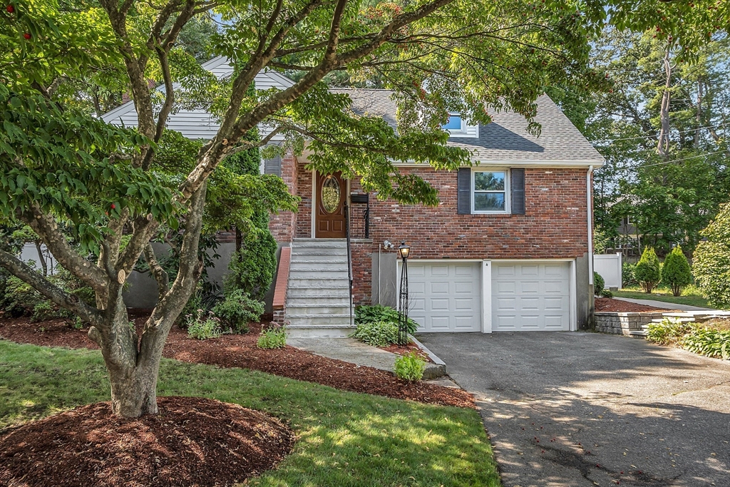 4 Albamont Road Winchester, MA 01890 - Photo 3 of 37