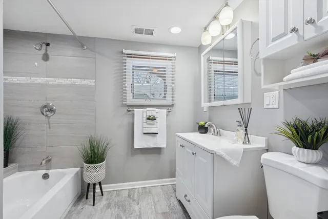 $284,900 | 16749 West 147th Place, Lockport, IL 60441