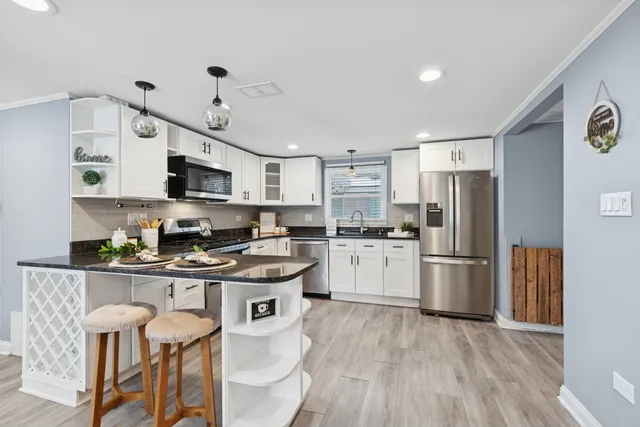 $284,900 | 16749 West 147th Place, Lockport, IL 60441