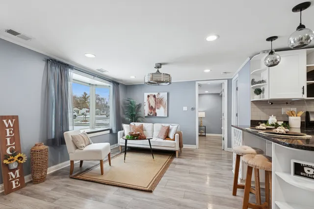 $284,900 | 16749 West 147th Place, Lockport, IL 60441