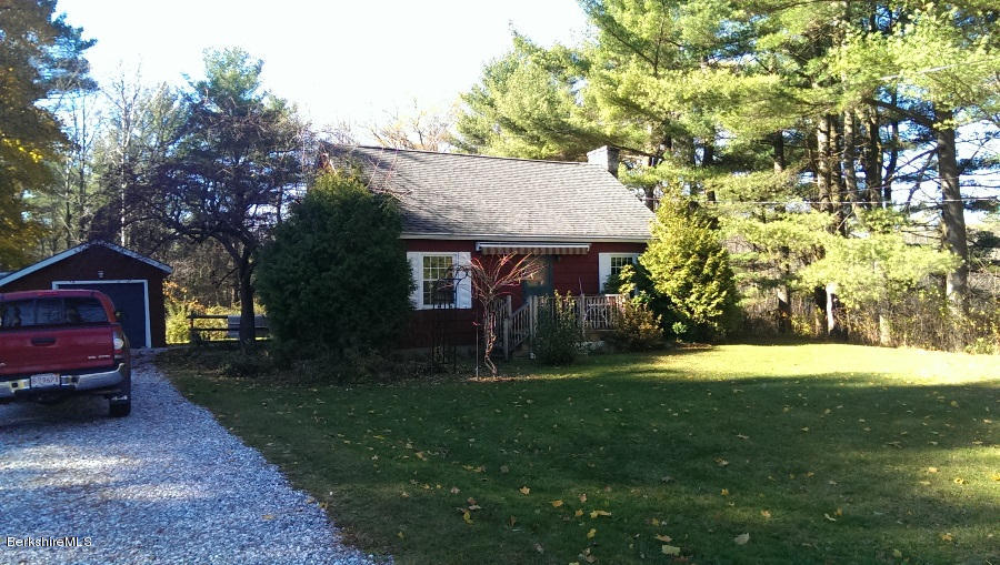 111 Melbourne Road Pittsfield, MA 01201 - Photo 14 of 14 front