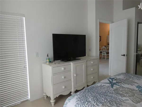 $1,500 | 4655 Tower Hill Lane, Unit 2424, Sarasota, FL 34238