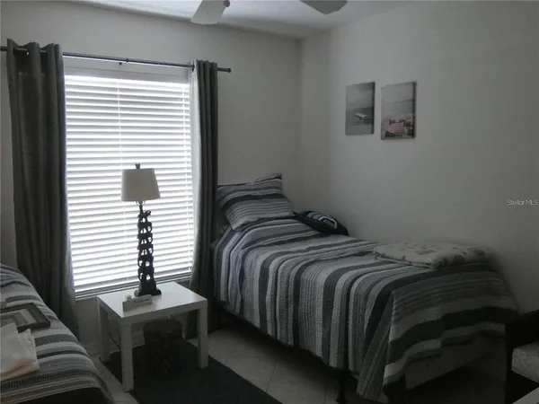 $1,500 | 4655 Tower Hill Lane, Unit 2424, Sarasota, FL 34238