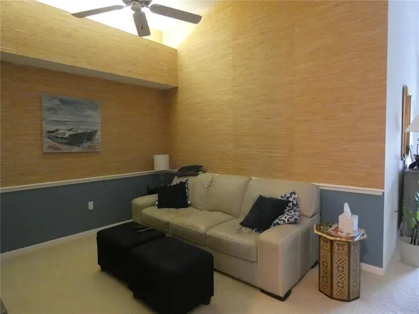$1,500 | 4655 Tower Hill Lane, Unit 2424, Sarasota, FL 34238