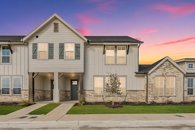 $2,350 | 9613 Thorncrown Lane, Fort Worth, TX 76179