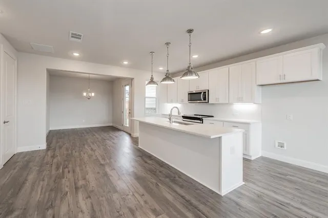 $2,350 | 9613 Thorncrown Lane, Fort Worth, TX 76179