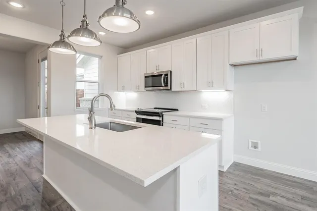 $2,350 | 9613 Thorncrown Lane, Fort Worth, TX 76179