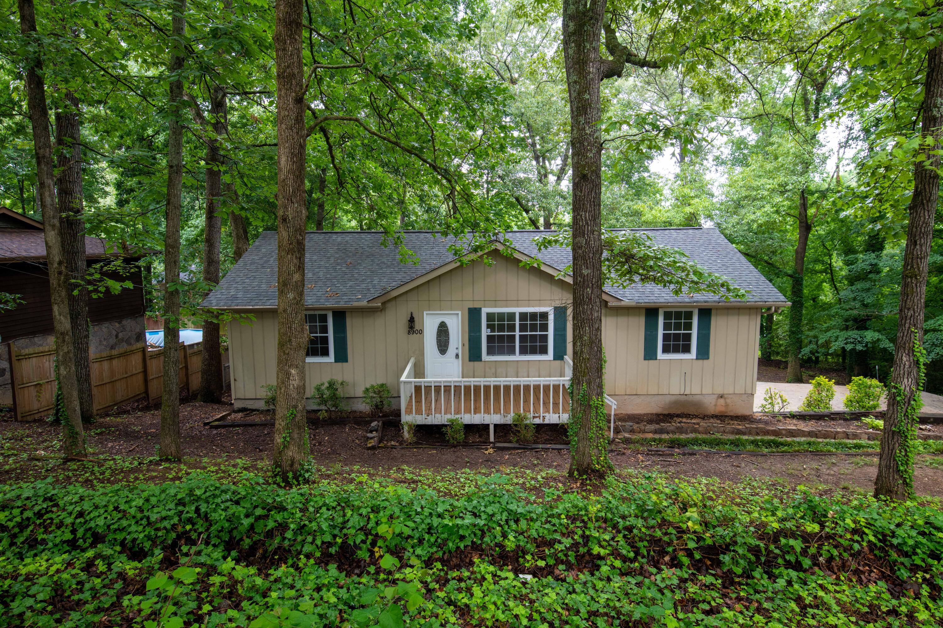 8900 Nelson Road Soddy-Daisy, TN 37379 - Photo 1 of 29 D85_7866