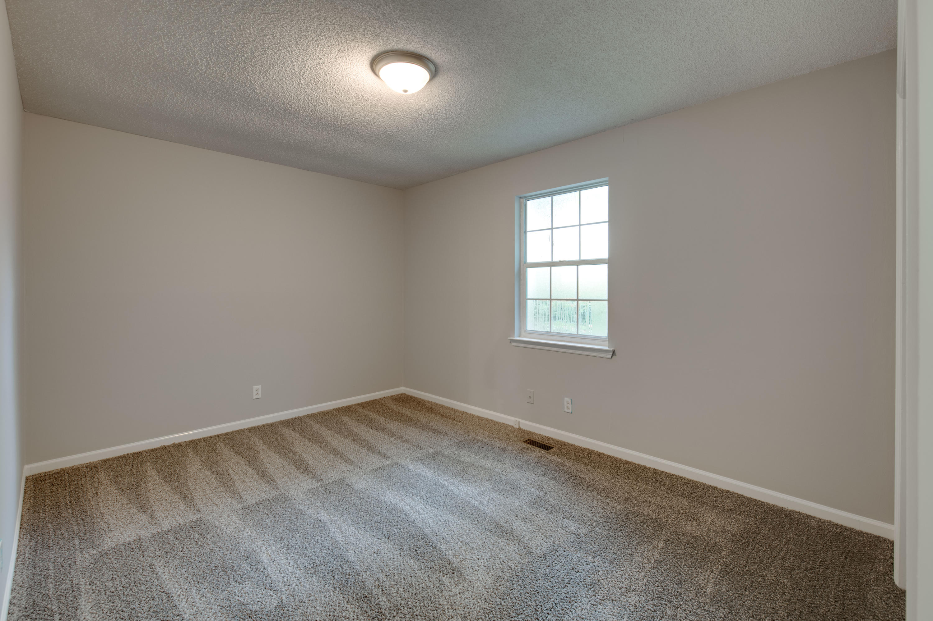 8900 Nelson Road Soddy-Daisy, TN 37379 - Photo 11 of 29 D85_7892