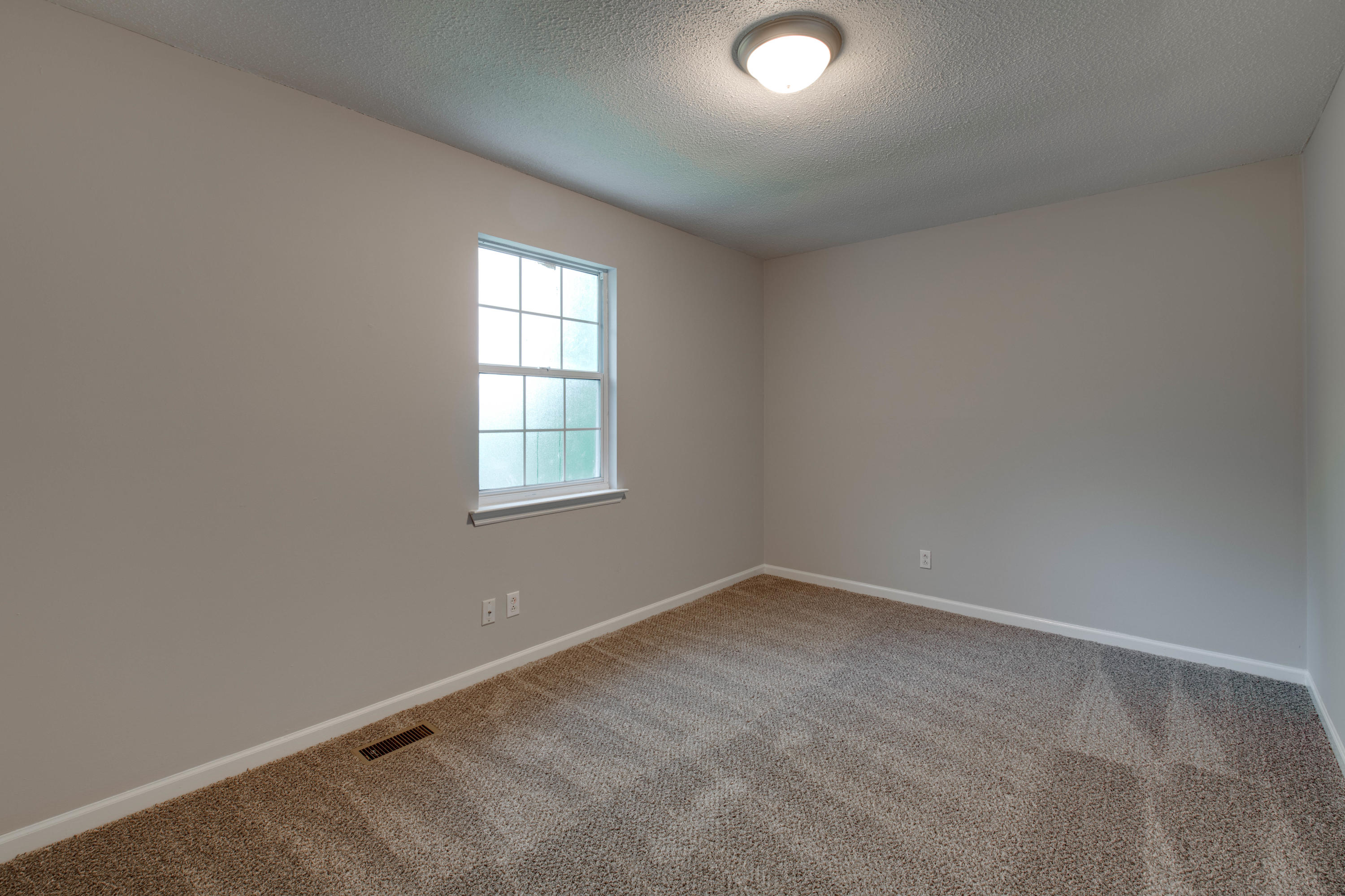 8900 Nelson Road Soddy-Daisy, TN 37379 - Photo 14 of 29 D85_7898