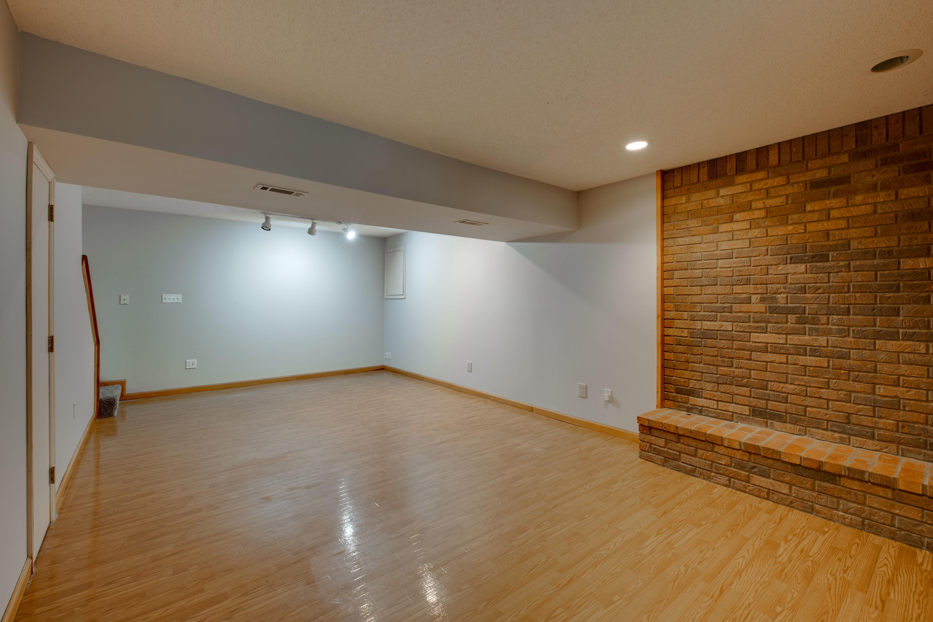 8900 Nelson Road Soddy-Daisy, TN 37379 - Photo 17 of 29 D85_7919