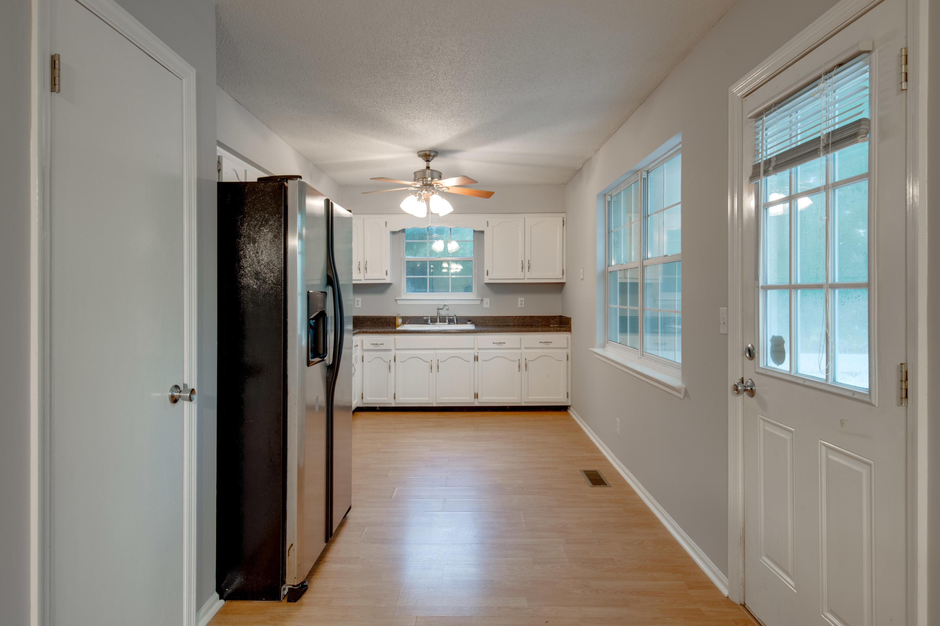 8900 Nelson Road Soddy-Daisy, TN 37379 - Photo 7 of 29 D85_7889