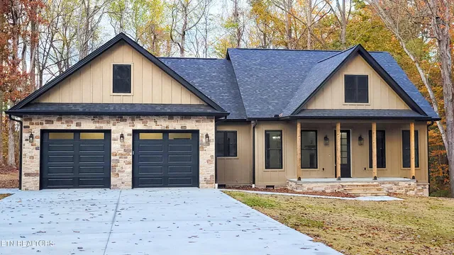 $699,000 | 236 Meadowood Road, Newport, TN 37821