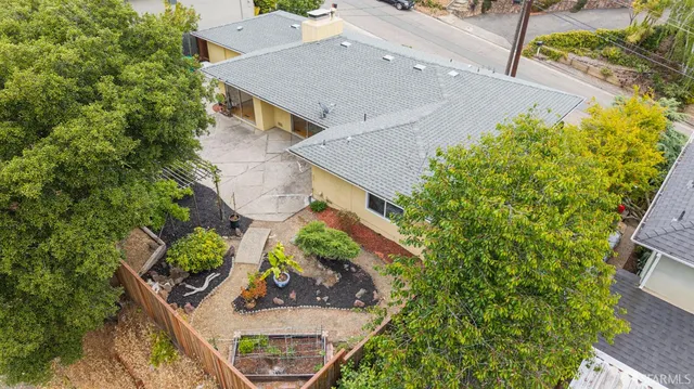 a picture of floor plan