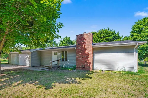 $265,000 | 8220 Upham Drive, Unit LOT: 3234, Mount Pleasant, MI 48858