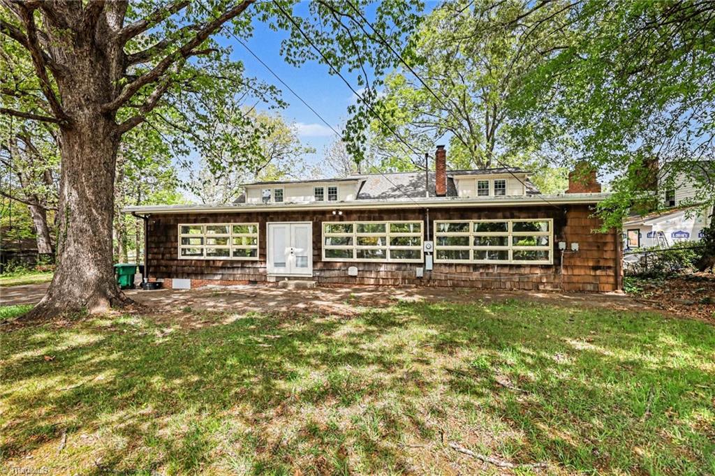 711 Quaker Lane High Point, NC 27262 - Photo 26 of 33