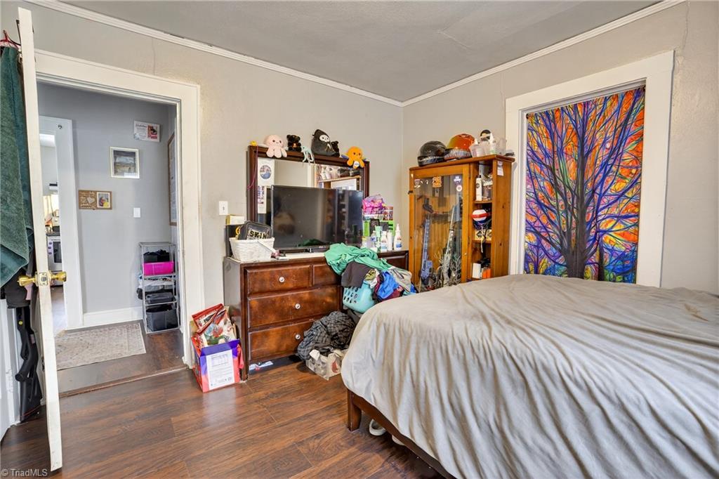 1311 Prescott Place High Point, NC 27262 - Photo 8 of 25