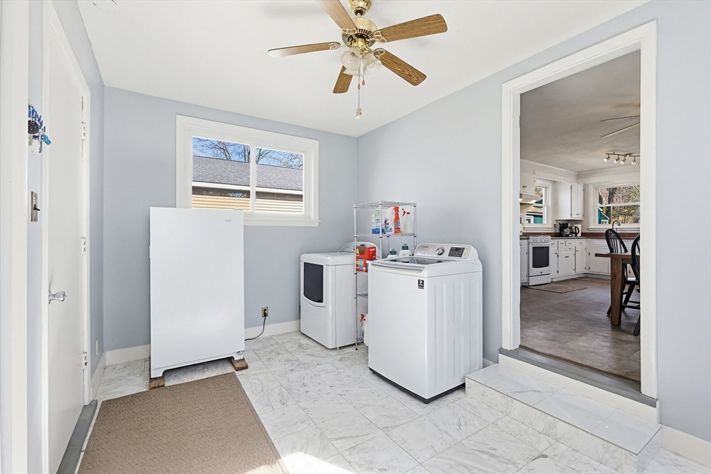 11 Katherine Road Woonsocket, RI 02895 - Photo 12 of 41