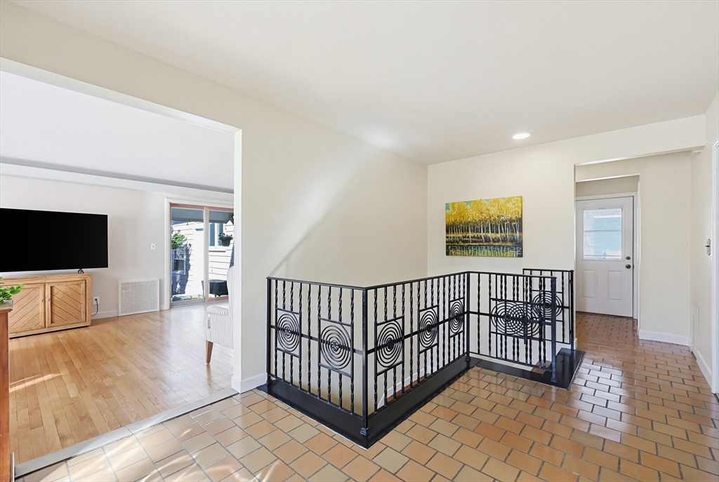 11 Katherine Road Woonsocket, RI 02895 - Photo 15 of 41