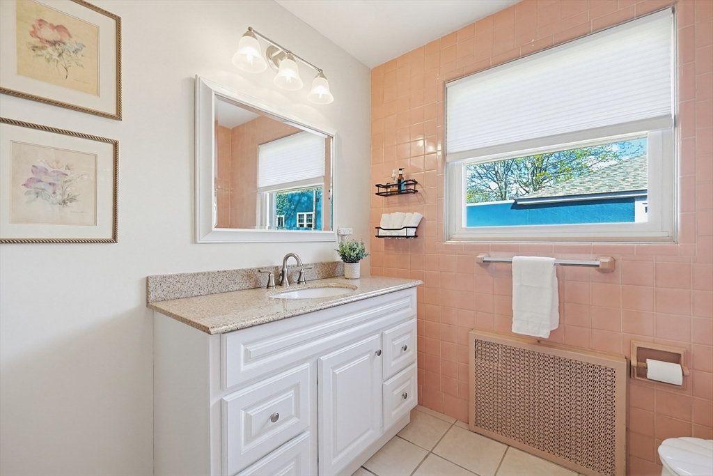 11 Katherine Road Woonsocket, RI 02895 - Photo 30 of 41