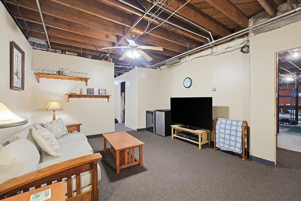 11 Katherine Road Woonsocket, RI 02895 - Photo 33 of 41