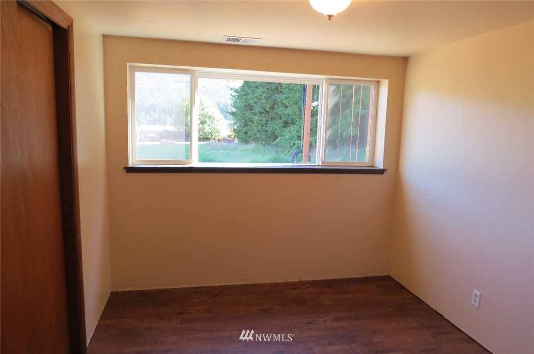 867 Freshwater Bay Road Port Angeles, WA 98363 - Photo 20 of 24 Gallery Image 20