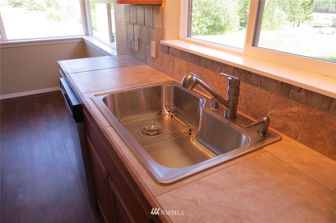 867 Freshwater Bay Road Port Angeles, WA 98363 - Photo 8 of 24 Gallery Image 8