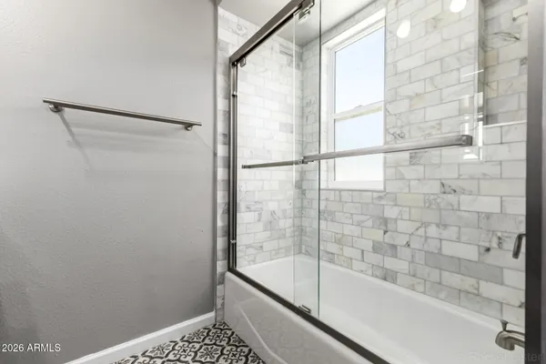 $279,900 | 1101 East North Lane, Unit 2, Phoenix, AZ 85020