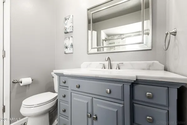 $279,900 | 1101 East North Lane, Unit 2, Phoenix, AZ 85020