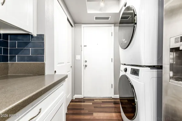 $279,900 | 1101 East North Lane, Unit 2, Phoenix, AZ 85020