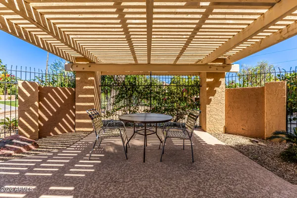 $279,900 | 1101 East North Lane, Unit 2, Phoenix, AZ 85020