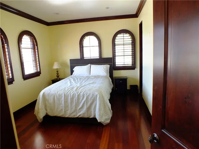 $19,500 | 903 10th Street, Manhattan Beach, CA 90266