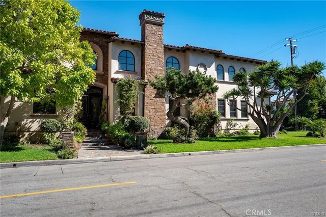 $19,500 | 903 10th Street, Manhattan Beach, CA 90266