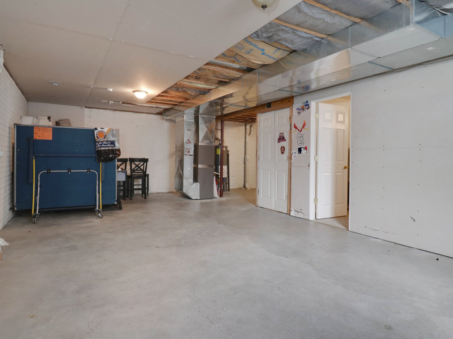 109 Sandra Court Normal, IL 61761 - Photo 30 of 35 an empty room with furniture and a ceiling fan