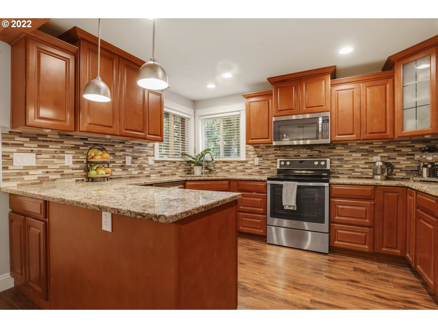 15575 South Wave Road Mulino, OR 97042 - Photo 10 of 32 Gallery Image 10