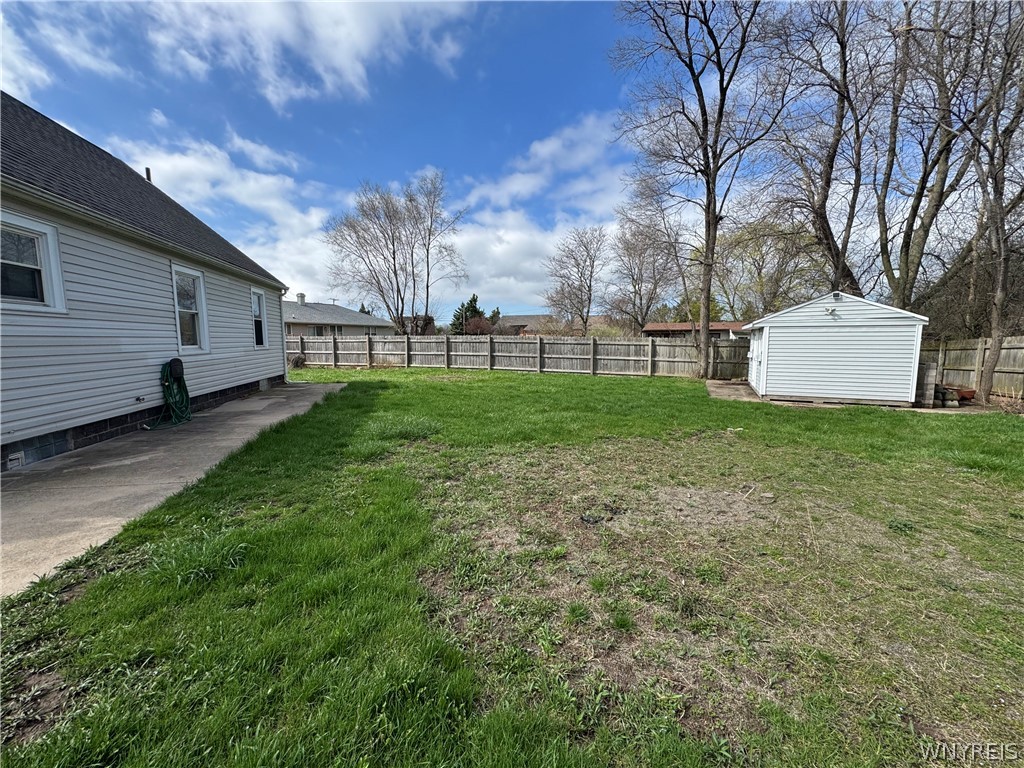 5957 Military Road Lewiston, NY 14092 - Photo 20 of 35