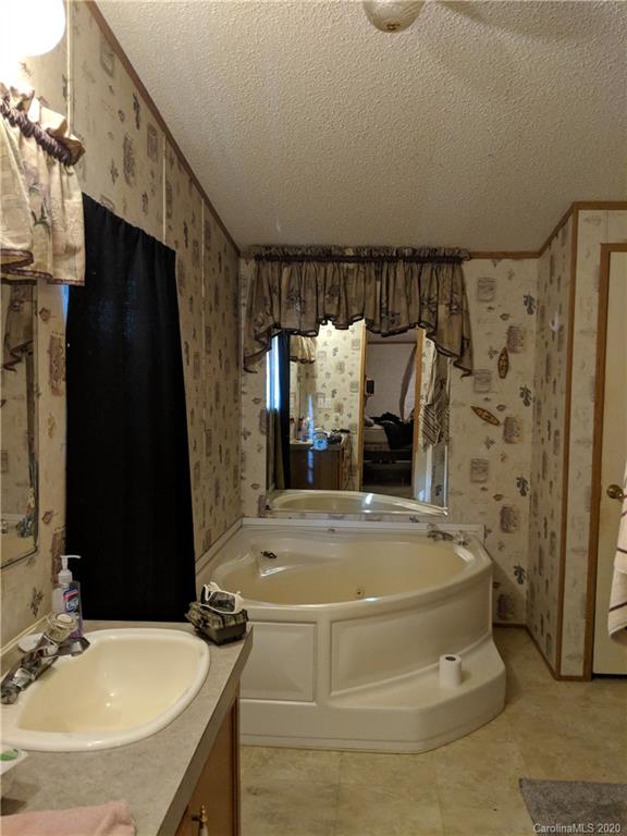 1148 Sloans Mill Road Harmony, NC 28634 - Photo 10 of 21 Gallery Image 10